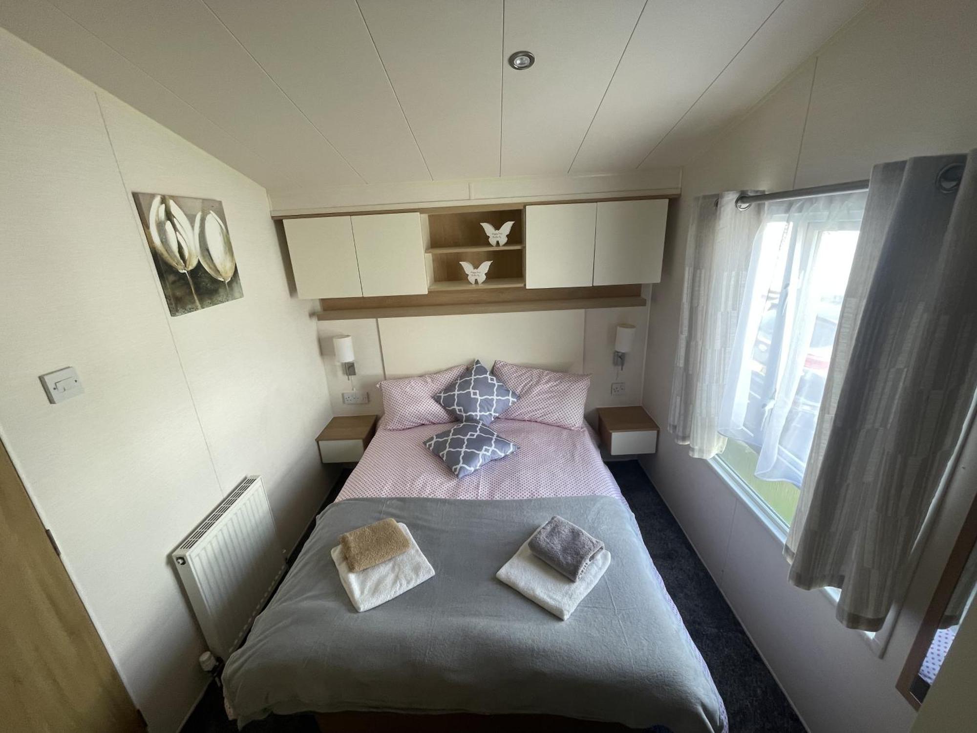 2 Bedroom Caravan, Edi Rita, Robin Hood, Pet Friendly Meliden Esterno foto
